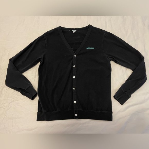 DAVIDsTEA Staff Black Button Up Cardigan Medium Uniform Tea Guide - Picture 1 of 4